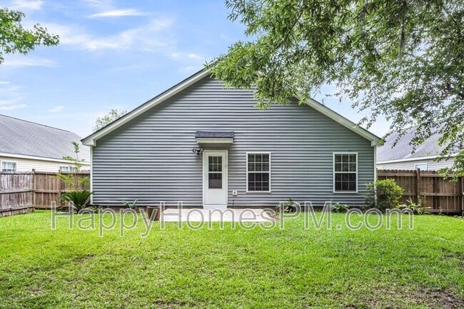 Building Photo - 135 Thistle Rd