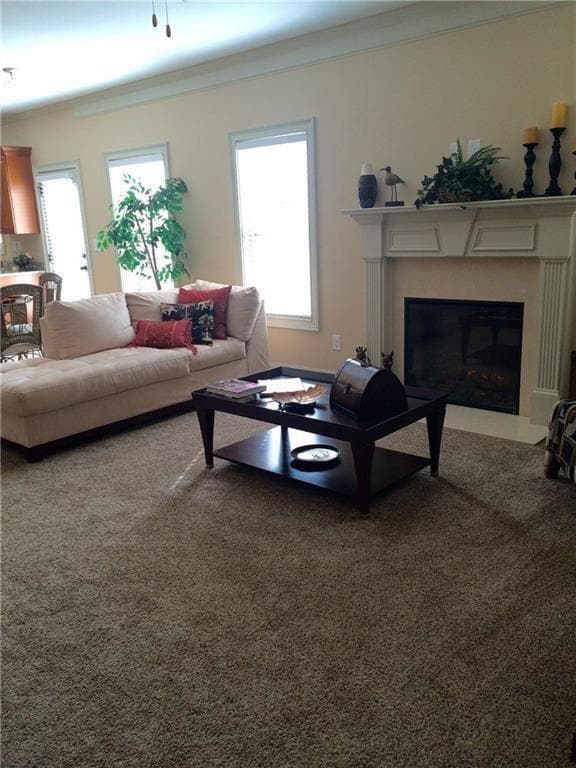 Building Photo - 718 Channel Ln