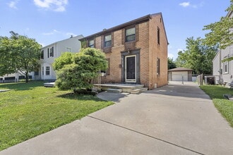 Building Photo - 12769 Mercier St
