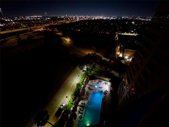 Building Photo - 3525 Sage Rd