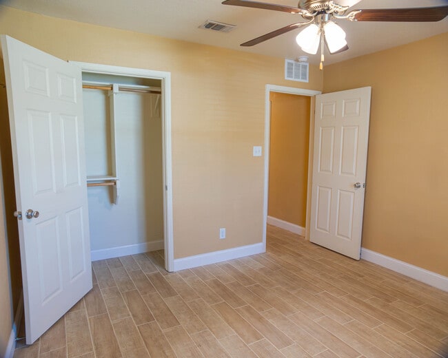 Building Photo - 3008 Finley St