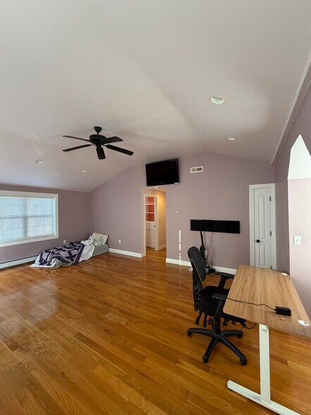 Building Photo - 100 Kimball Rd