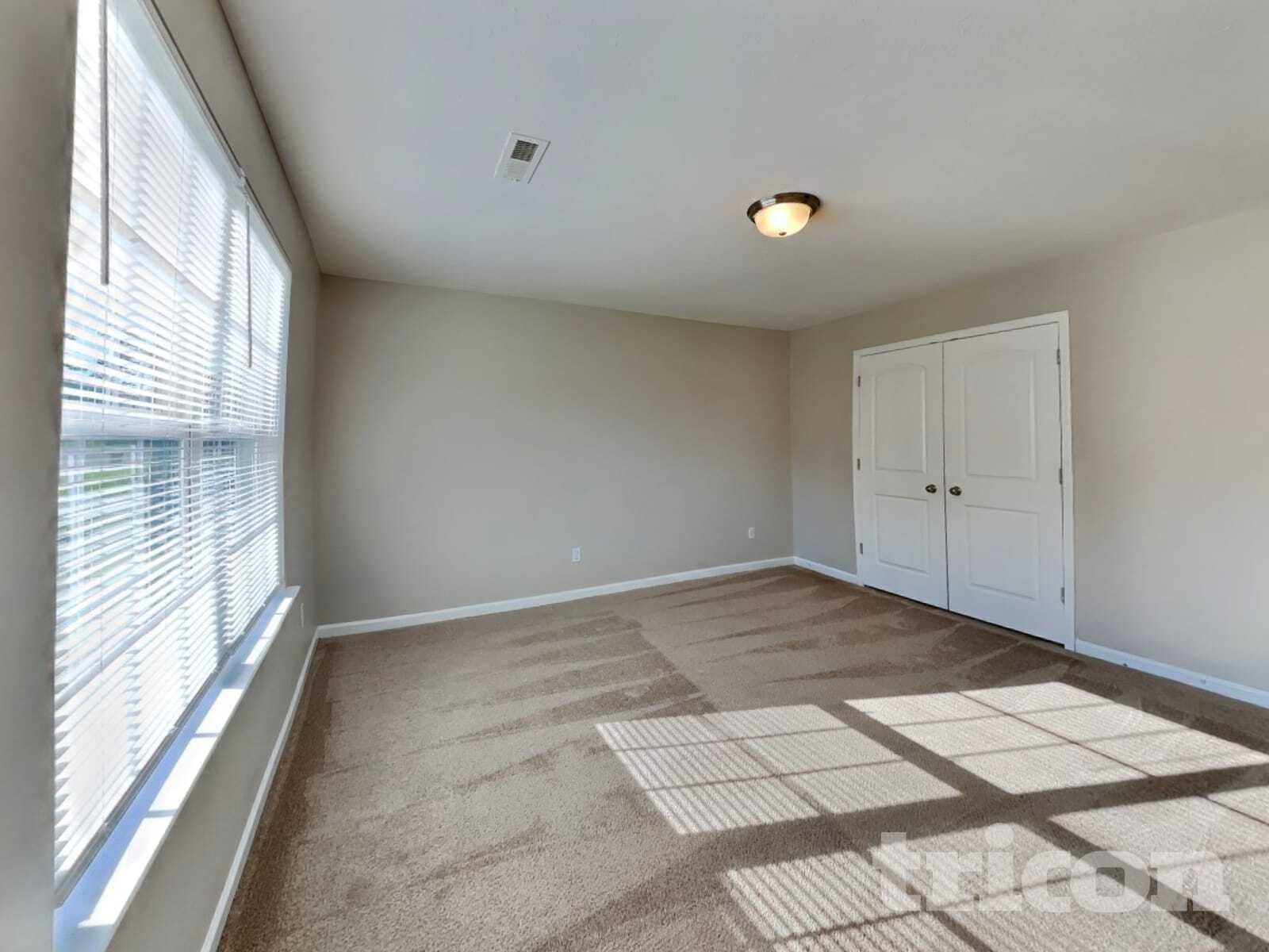 Building Photo - 47 Hallow Oak St