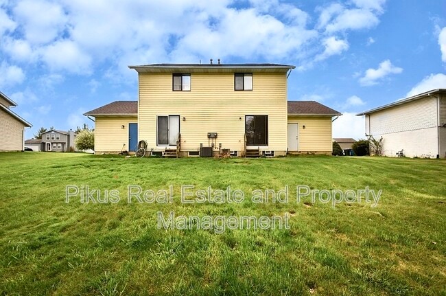 Building Photo - 2008 Redwing Dr