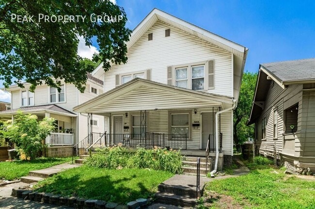 Primary Photo - 1411 N 5th St