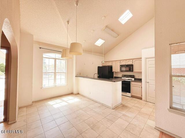Building Photo - 1517 Desierto Rico Ave
