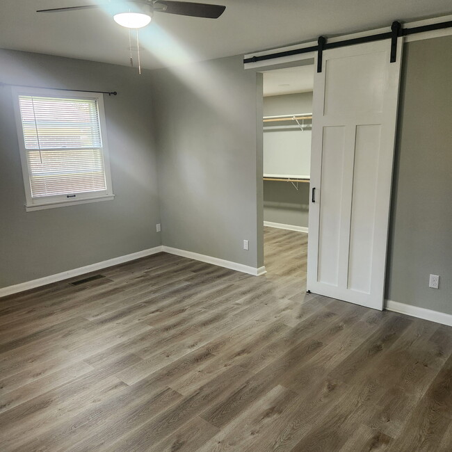 Building Photo - 700 Bragg Cir