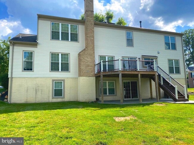 Building Photo - 2798 Maple Ridge Dr