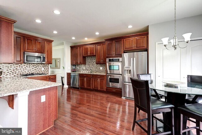 Building Photo - 2604 Rockledge Ct