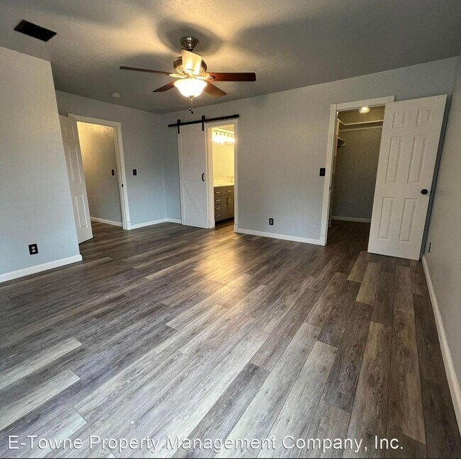 Building Photo - 4 br, 2 bath House - 514 Deer Run