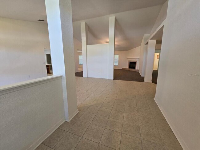 Building Photo - 2081 Farrington Dr