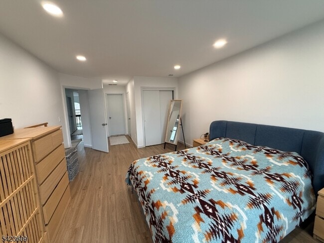 Building Photo - 22 Castle Ridge Dr