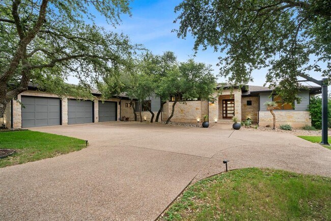 Building Photo - 332 Rugged Earth Dr