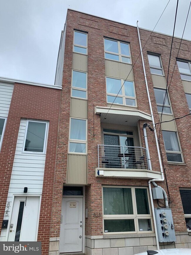 Building Photo - 823 N 15th St