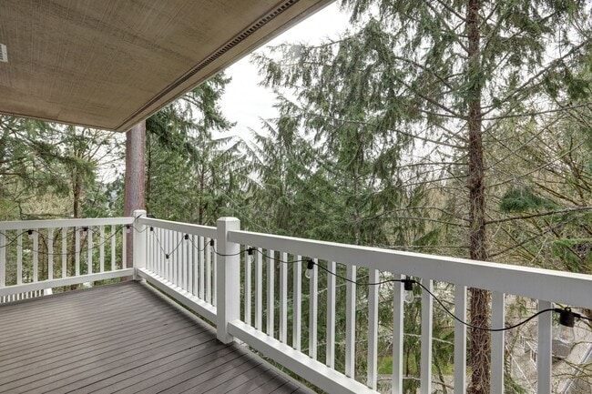 Building Photo - Where Architecture Meets Nature – Private Mercer Island Gem