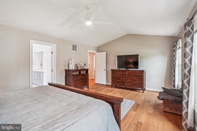 Building Photo - 8300 Centerbrook Pl