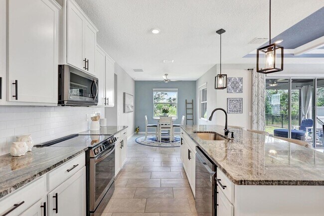 Building Photo - 17032 Harvest Moon Way