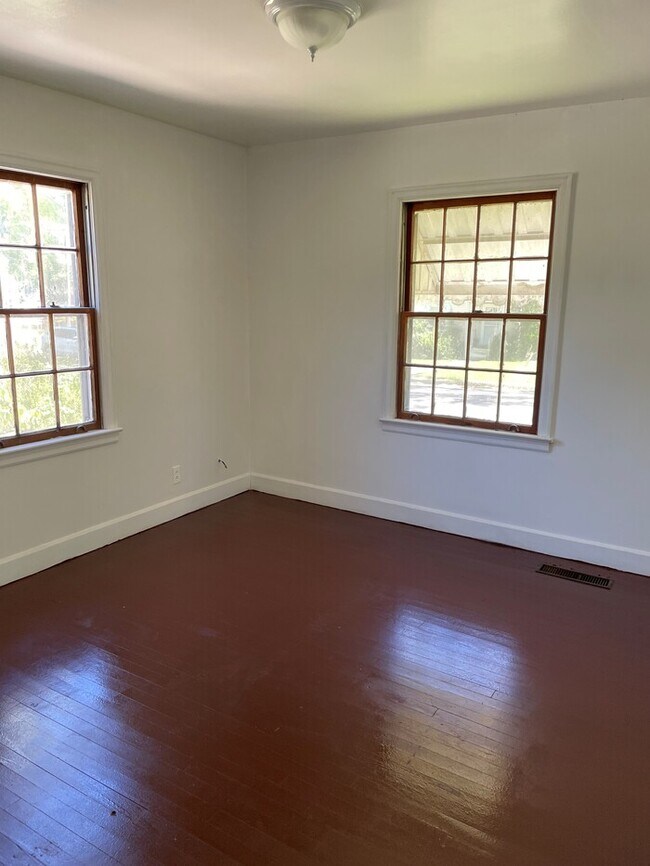 Building Photo - Birmingham