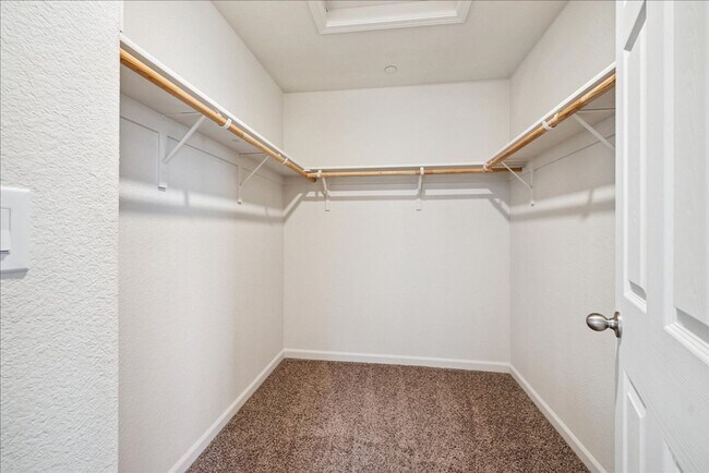 Building Photo - 3036 Wading River Way
