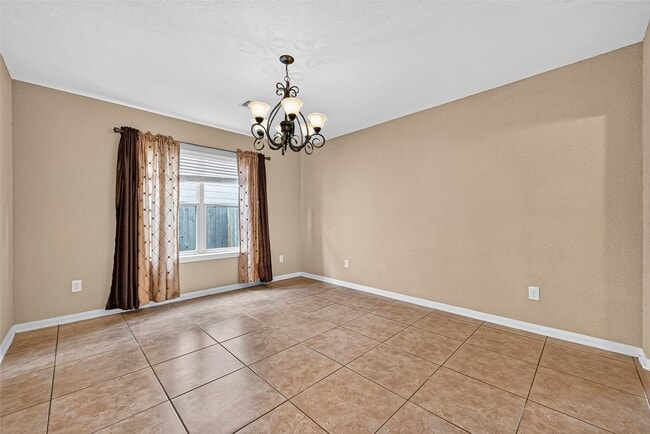Building Photo - 26738 Henson Falls Dr