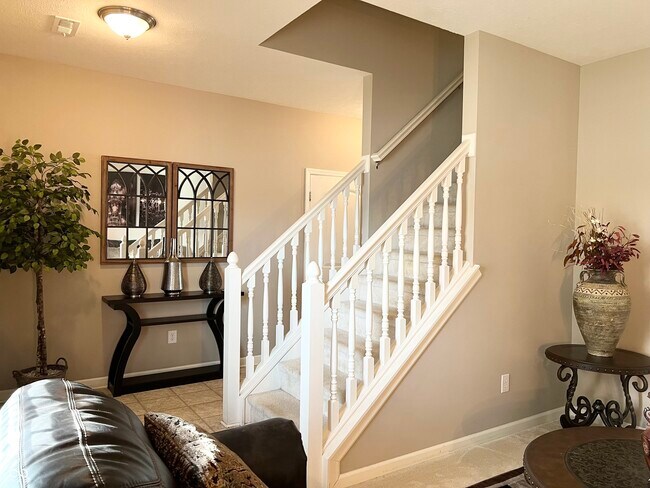 Building Photo - 1694 Wedgewood Pl