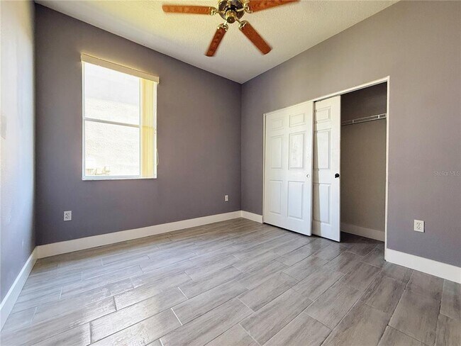 Building Photo - 194 Sand Ridge Dr
