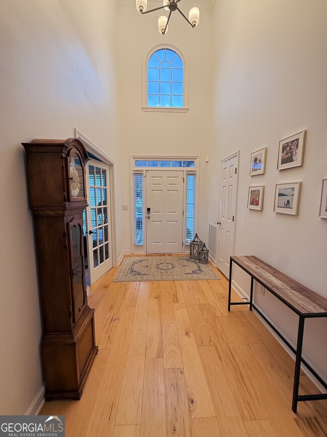 Building Photo - 109 Holly Springs Dr