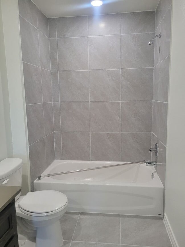 Building Photo - 2325 Zanoletti Ct