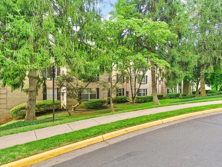 Building Photo - 7700 Tremayne Pl