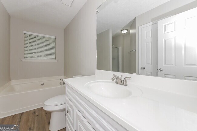 Building Photo - 4162 Sterling Pointe Dr