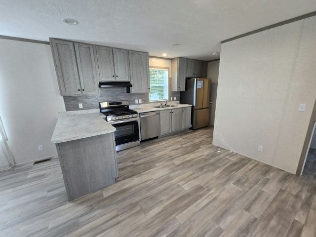 Primary Photo - 109 Maple Dr