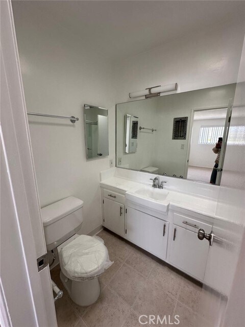 Building Photo - 11692 Chenault St