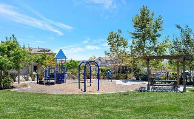 Building Photo - 1482 Franceschi Dr