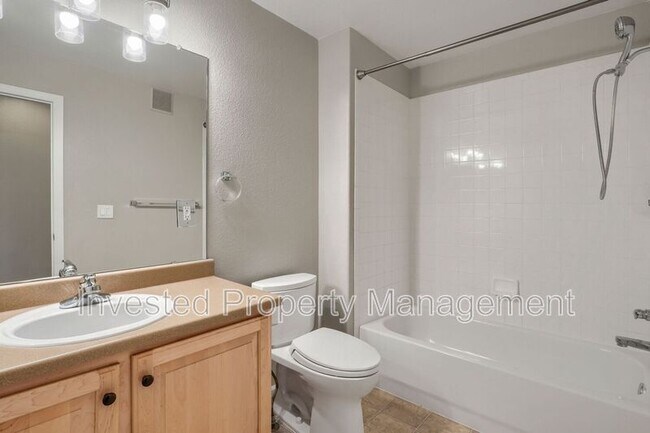 Building Photo - 9531 Cedarhurst Ln
