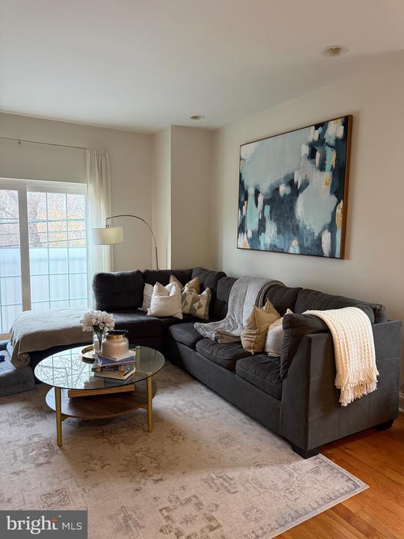 Building Photo - 7851 Nixon St