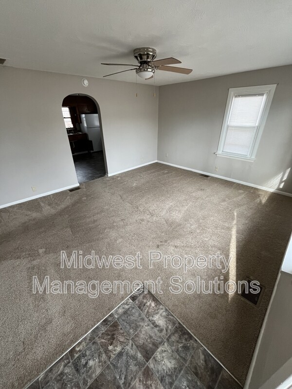 Building Photo - 4025 Brown St