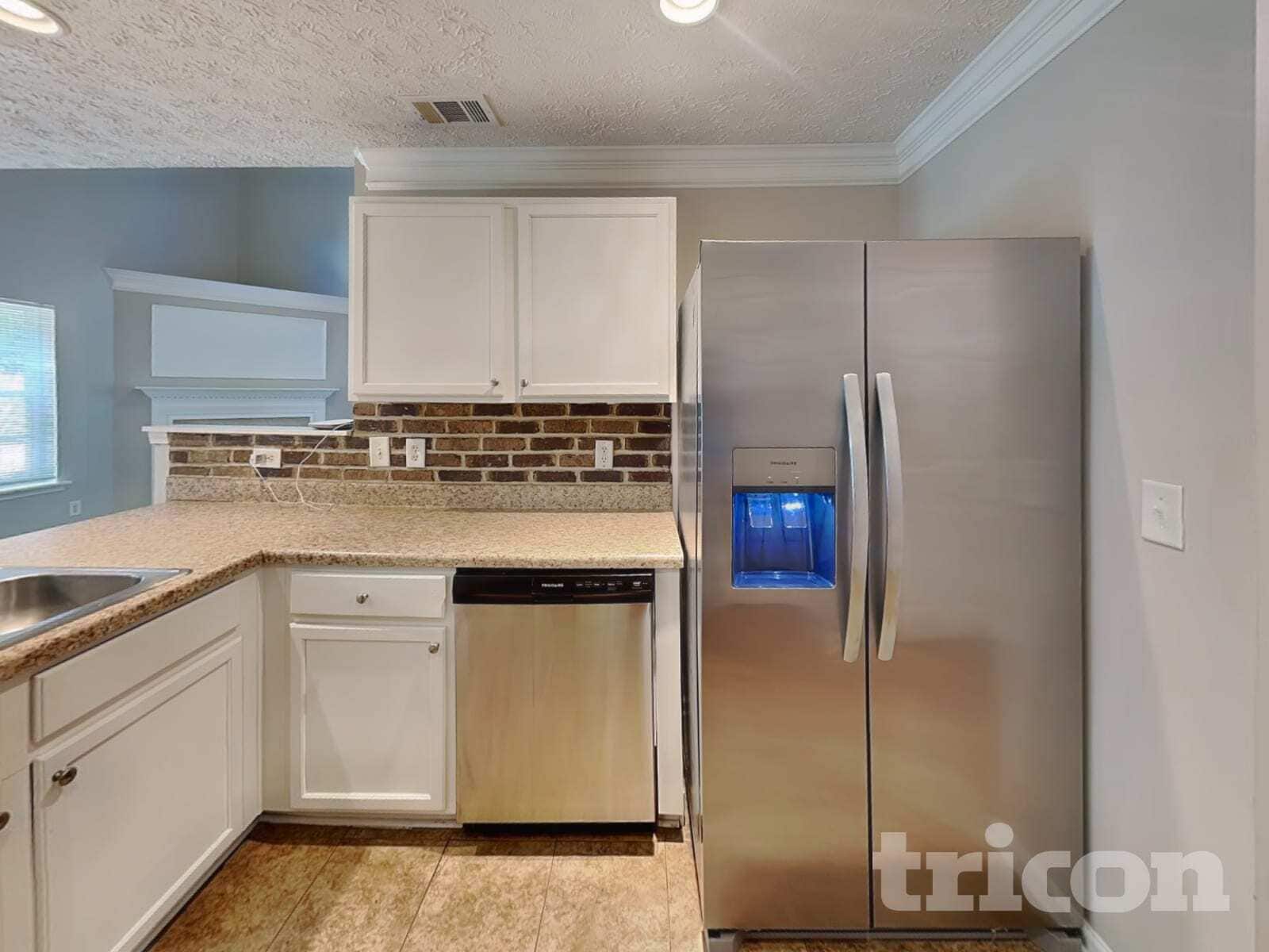 Building Photo - 129 Ilex Dr