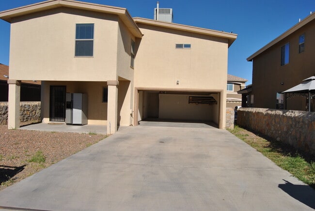 Building Photo - 4029 Hueco Land Ln