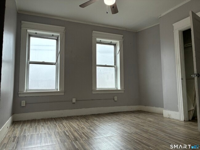 Building Photo - 70 Center St