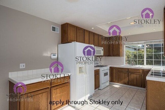 Building Photo - Stokley Properties Presents 1631 Fisher Drive