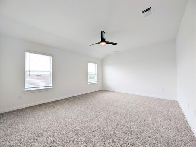 Building Photo - 9400 Oxbow Strap Dr