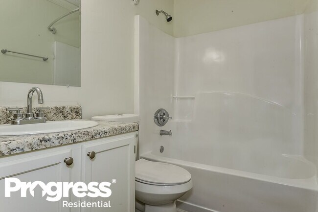 Building Photo - 3077 Botany Dr