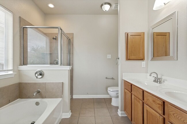 Building Photo - 6707 Buckhorn Cliff