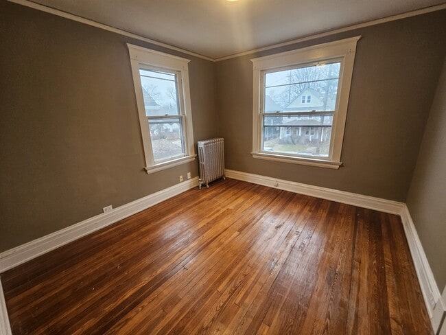 Building Photo - 1330 Brockley Ave