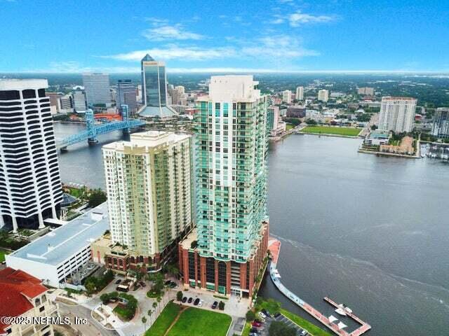 Building Photo - 1431 Riverplace Blvd