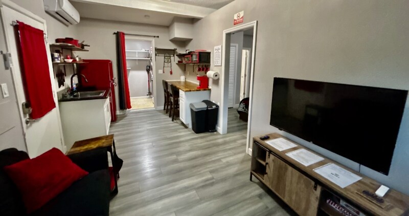 Building Photo - 814 E 126th Ave