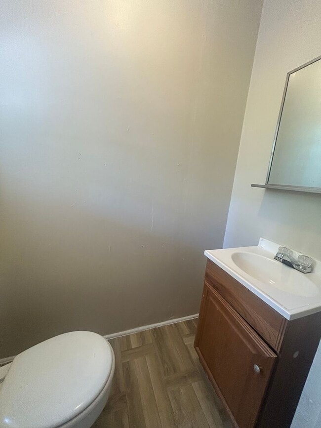 Building Photo - 3 Bedroom Duplex in Penbrook Boro.