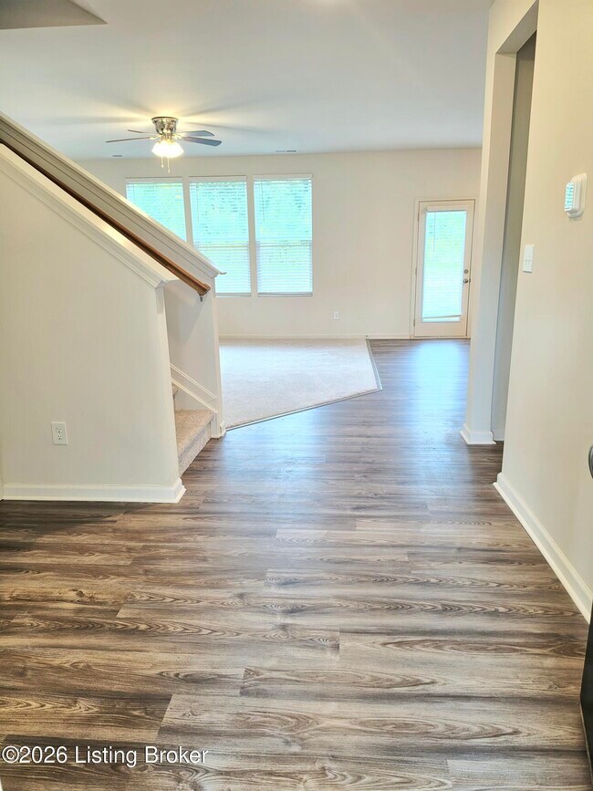 Building Photo - 4609 Golden Eagle Dr
