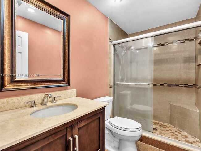 Building Photo - 3878 Tree Top Dr