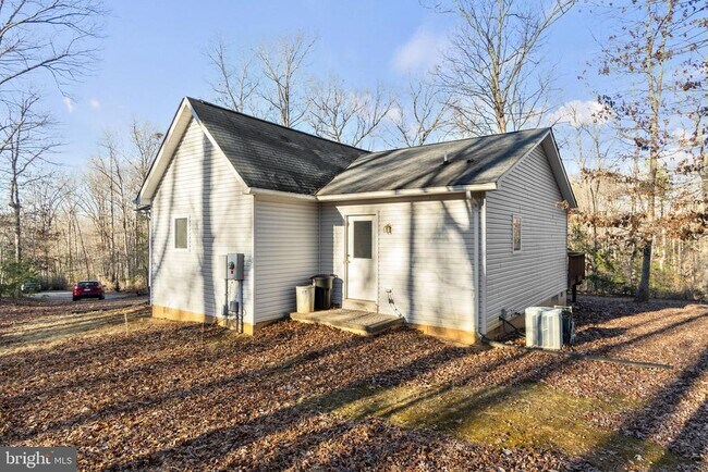 Building Photo - 139 Cats Paw Ct